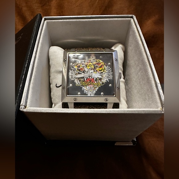 Ed Hardy watch - Picture 2 of 2